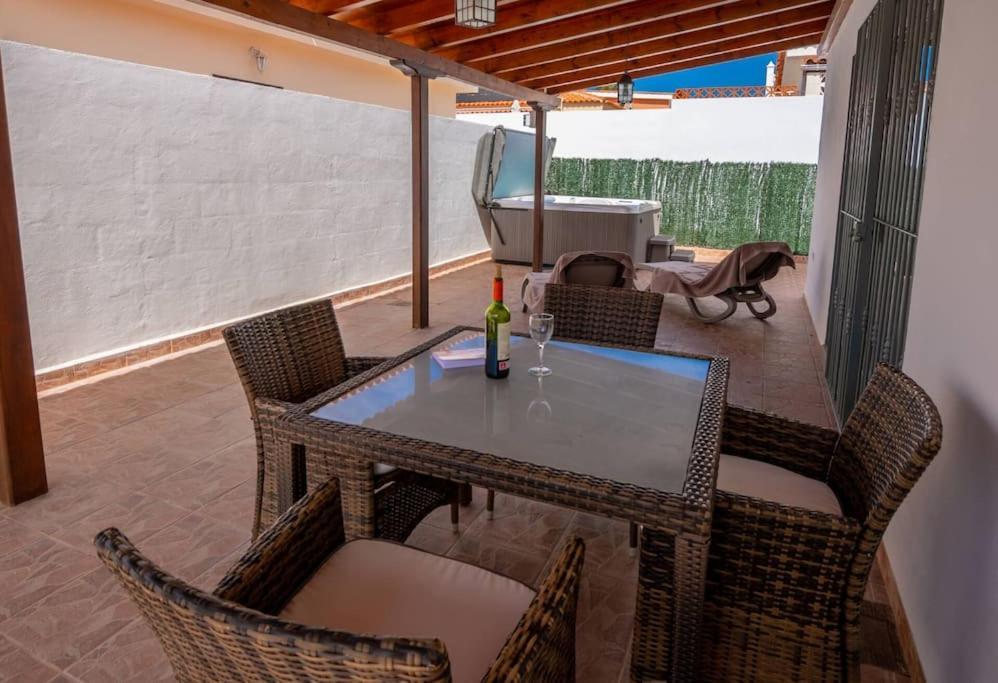 קיאו סלבאחה Villa Iris מראה חיצוני תמונה