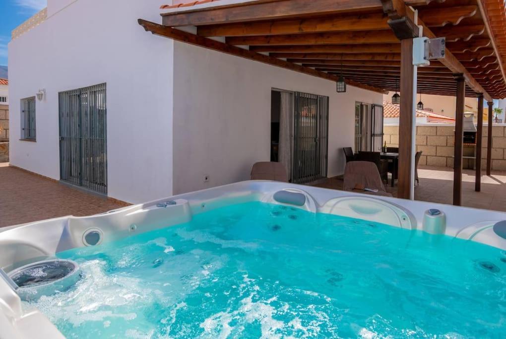קיאו סלבאחה Villa Iris מראה חיצוני תמונה